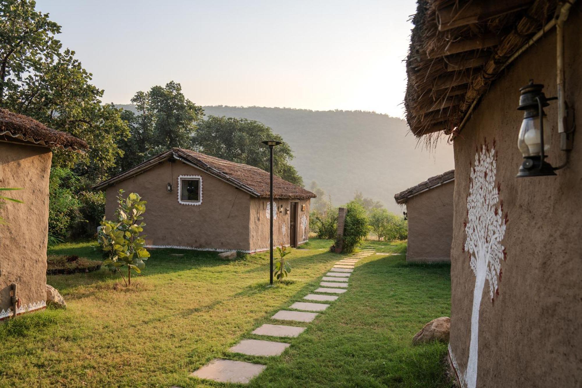 Chokhiwadi Forest Retreat Dagota Exterior photo